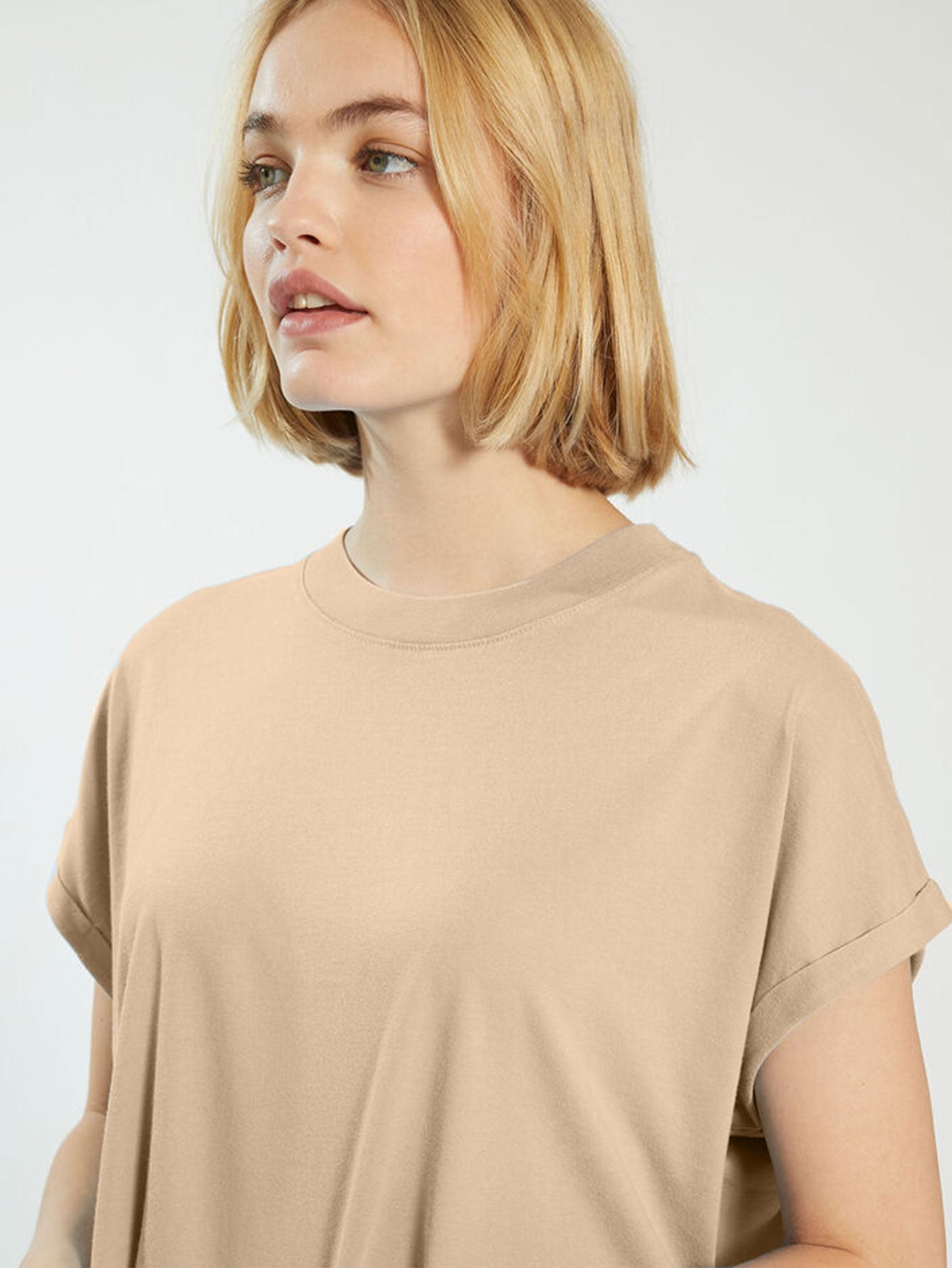 Basics T-shirt Oversize