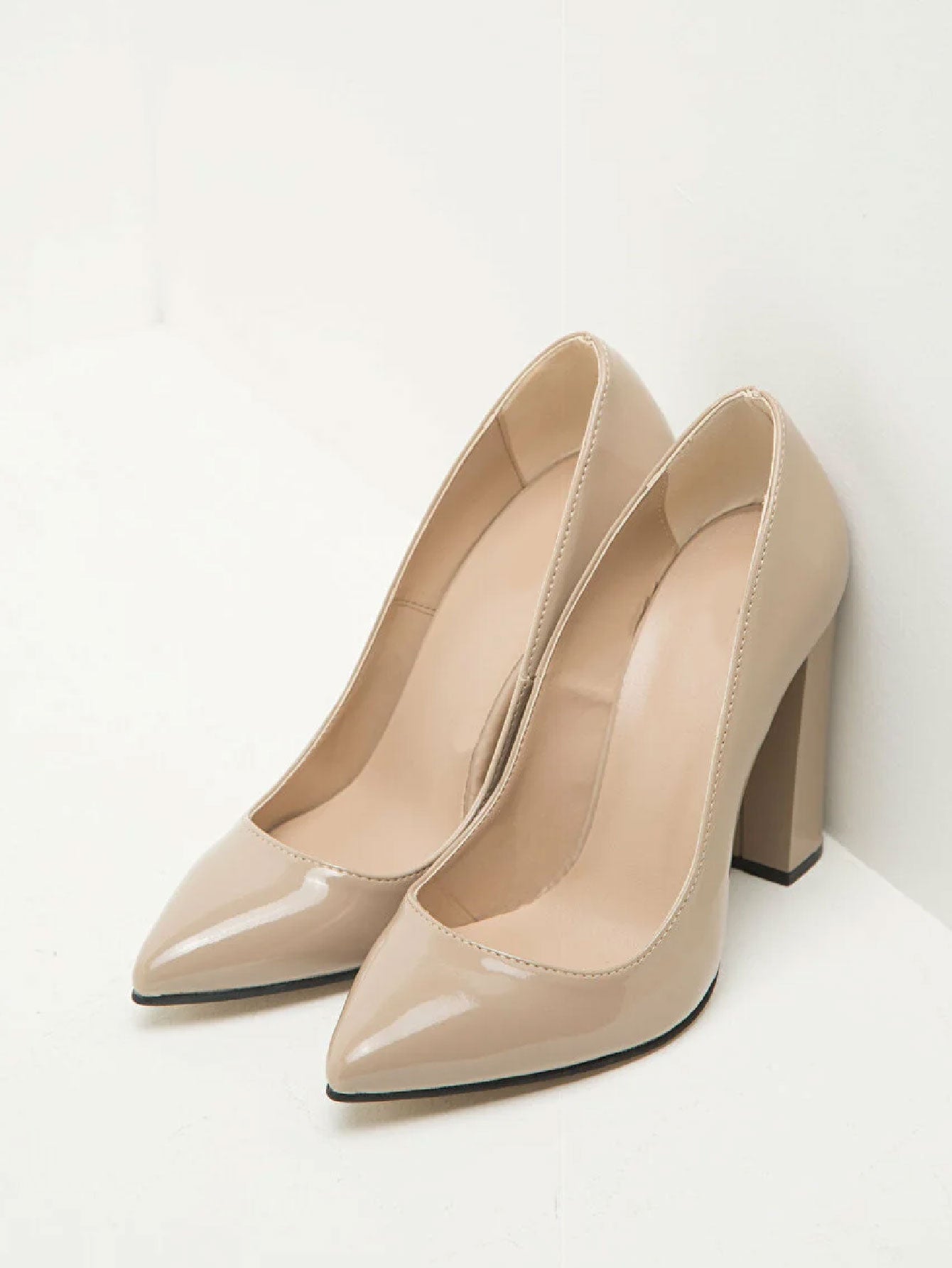 Chunky Heels Leather Pump