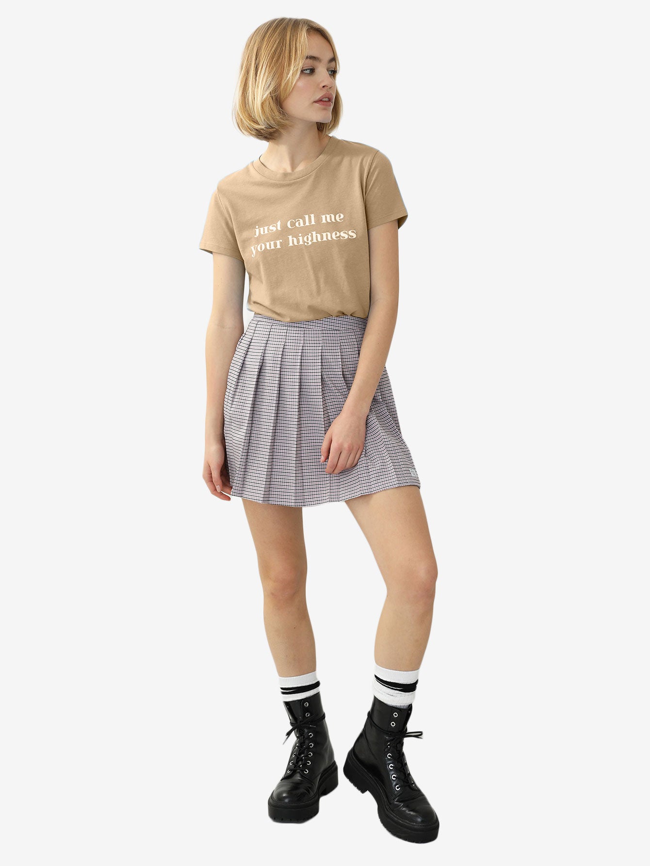 Basics T-shirt With White Message